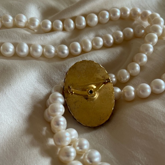 🤍Cameo brooch vintage - Picture 3 of 5